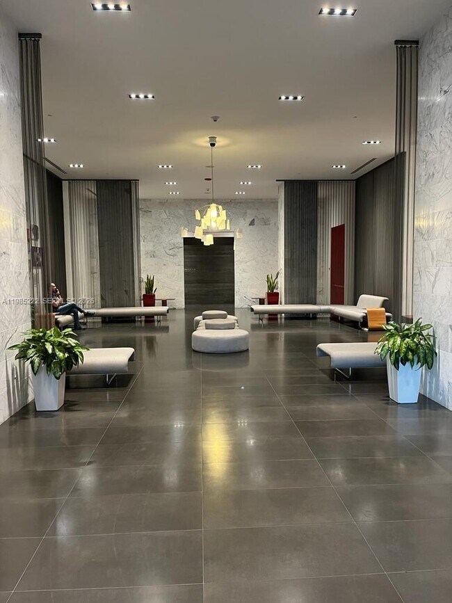 Foto del edificio - 1600 NE 1st Ave
