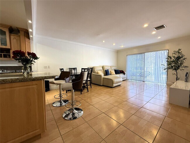 Foto del edificio - 9301 SW 92nd Ave