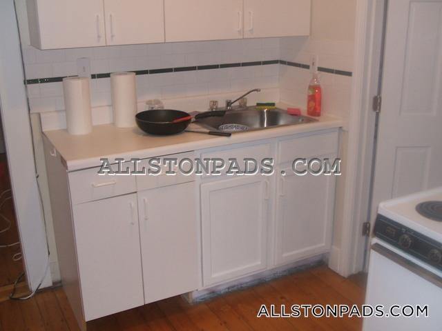 Foto principal - 23 N Beacon St