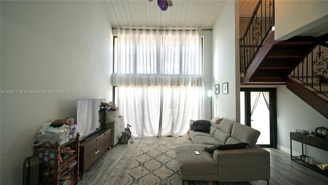 Building Photo - 741 E Coco Plum Cir