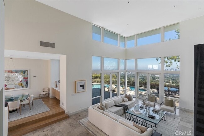 Foto del edificio - 1436 Summitridge Dr