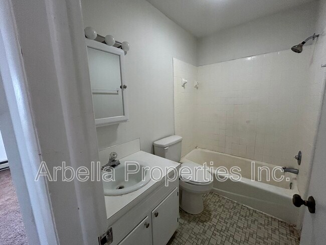 Foto del edificio - 499 Nicholas St SE