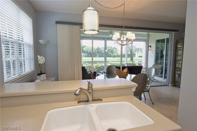 Foto del edificio - 22911 Rosedale Dr