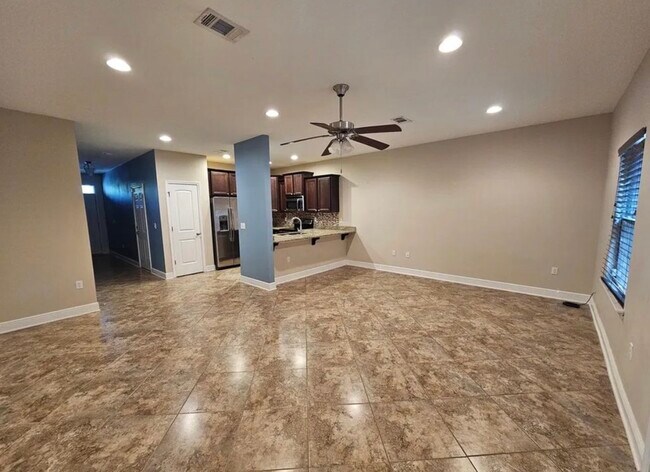 Sala de estar - 2127 Wilsons Plover Cir