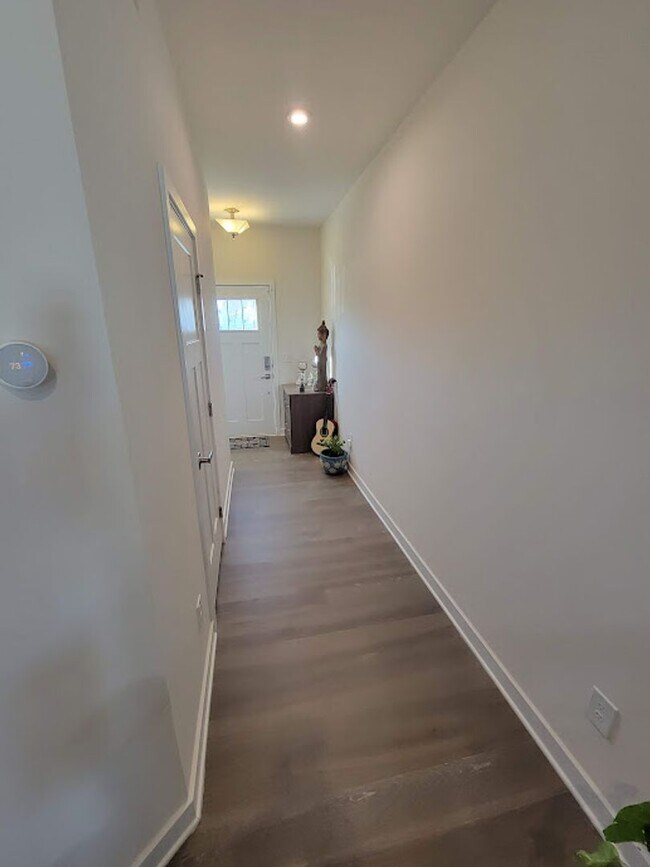 Foto del edificio - Cabarrus County Townhome 3BR/2.5BA Two Car Garage