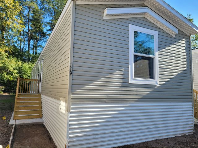 Building Photo - 149 Skyline Dr