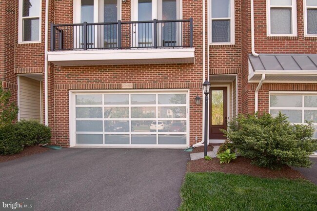 Foto del edificio - 23488 Hillgate Terrace