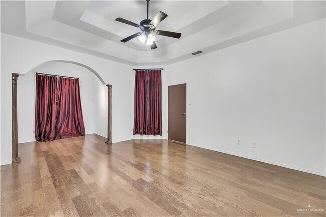 Foto del edificio - 416 E Nassau Ave