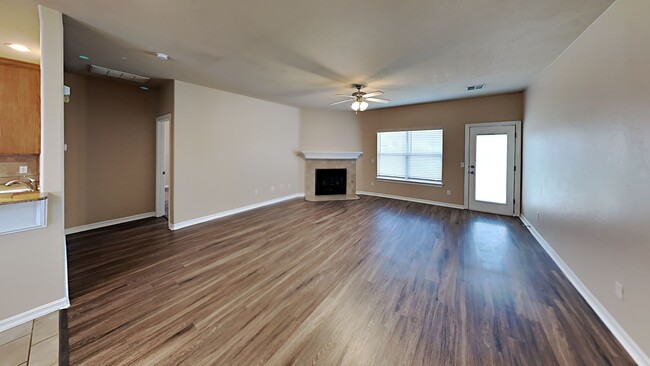 Foto del edificio - 3 Bedroom 2 Bath Home in Edmond Schools