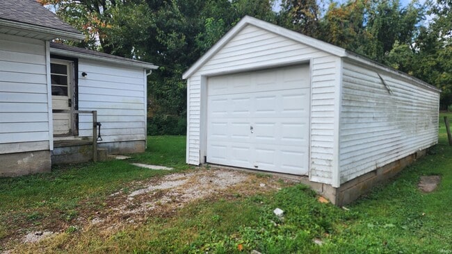 Building Photo - 115 N Johnson Ave
