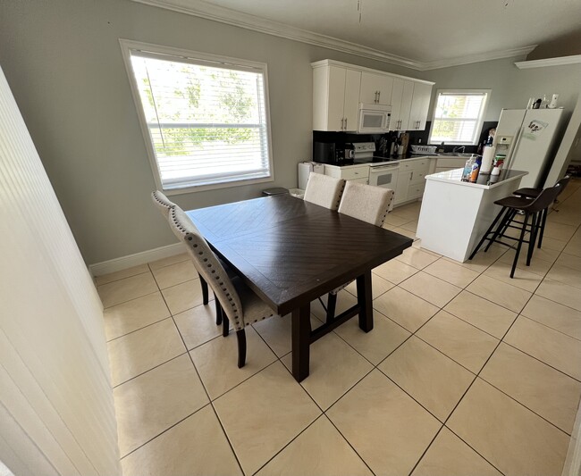 Foto del edificio - 4616 28th St SW