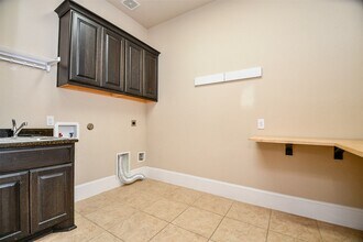 Building Photo - 24914 Bay Mist Ridge Ln