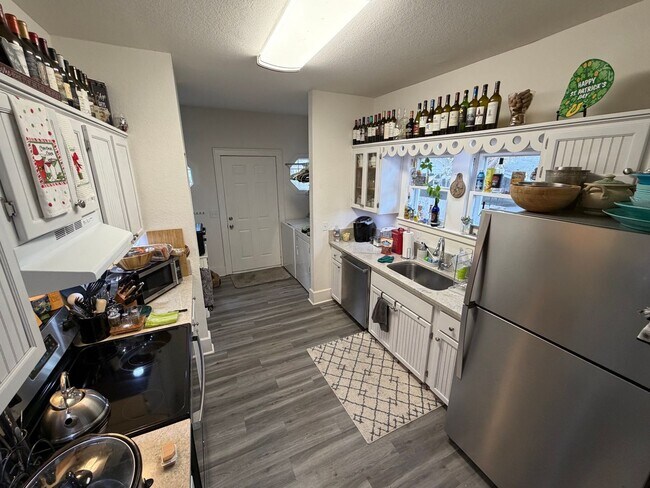 Foto del edificio - 1616 Ferris Ave