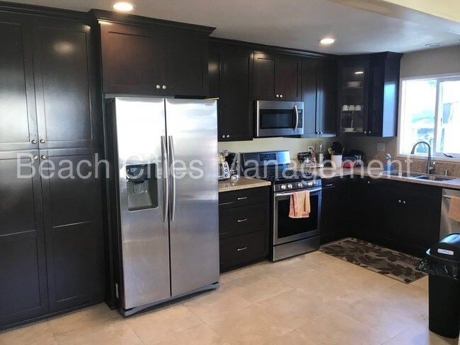Foto del edificio - 1021 E Ridgewood St