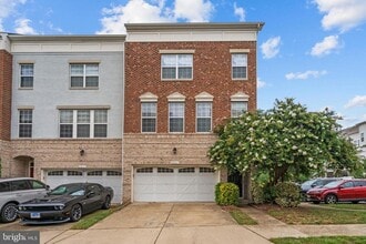 Building Photo - 22667 Flowing Spring Square