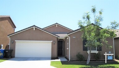 Building Photo - 2315 Warhol Ave