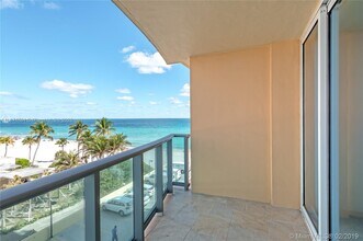 Building Photo - 2501 S Ocean Dr
