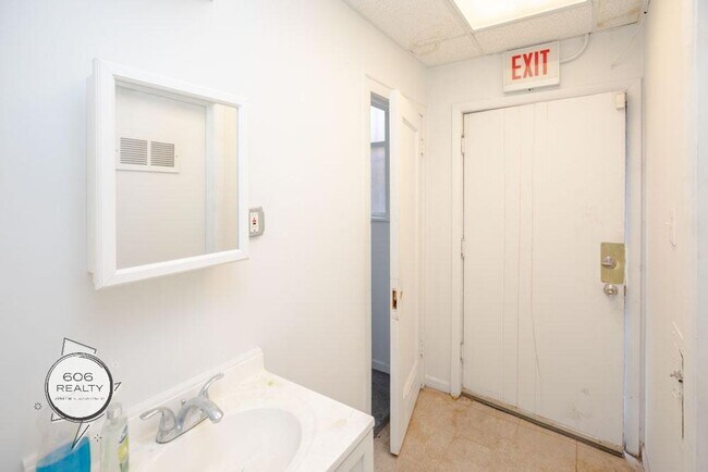 Foto del edificio - 1550 W 95th St