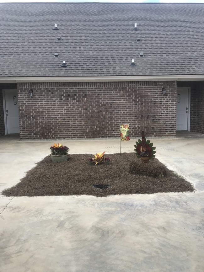 Foto del edificio - Bearkat Cove Townhomes