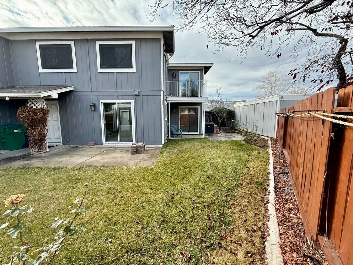 Foto del edificio - Comfort and Convenience in South Reno Near Huffaker Trailhead