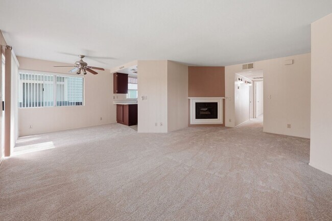 Building Photo - 26842 Claudette St