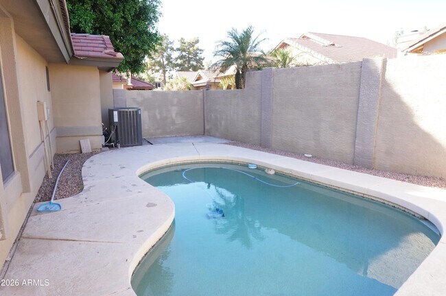 Foto del edificio - 5756 W Del Rio St