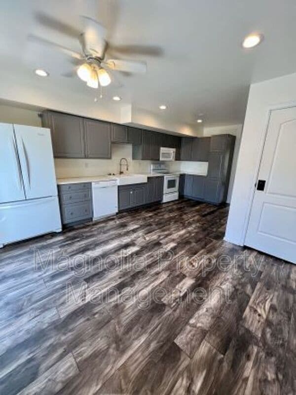 Building Photo - 5360 Solar Ridge Dr