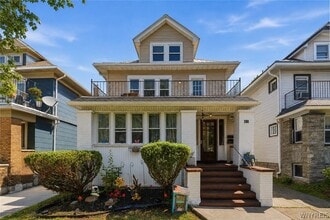 Building Photo - 41 Crestwood Ave