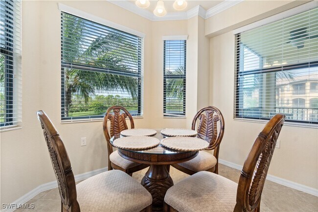 Building Photo - 9727 Acqua Ct