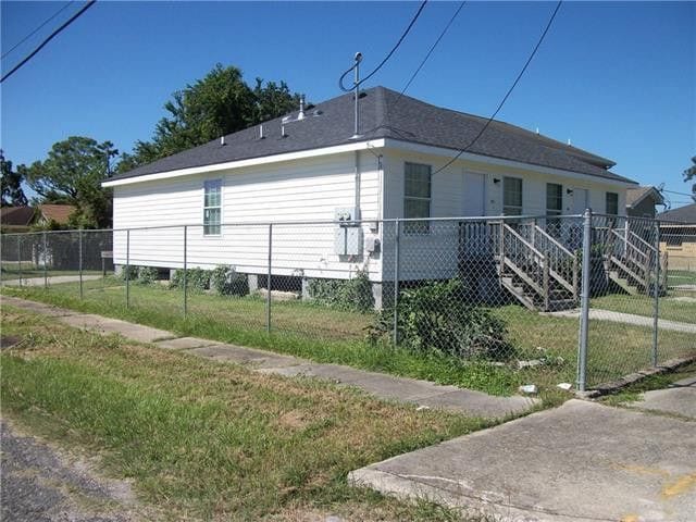 Primary Photo - 4900 Pecan St