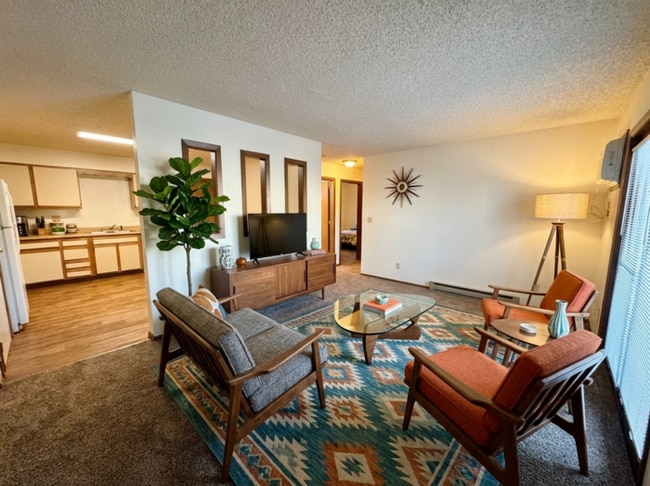 Building Photo - Move in specials - Pick One - 1st month free or $100 off monthly rent. Flexible lease terms are a...