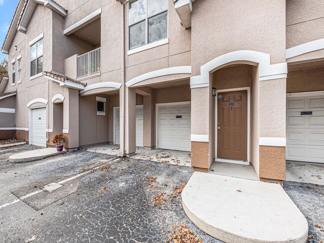 Foto del edificio - 18050 Villa Creek Dr