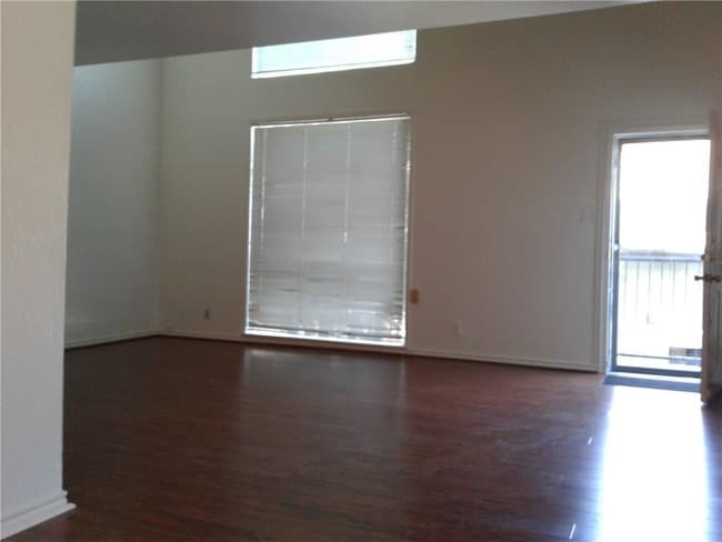 Building Photo - 3131 Wycliff Ave