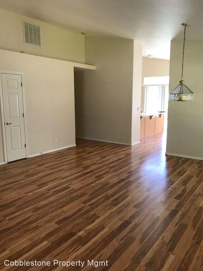 Foto del edificio - 4 br, 2 bath House - 6409 S Hornbeam Pl