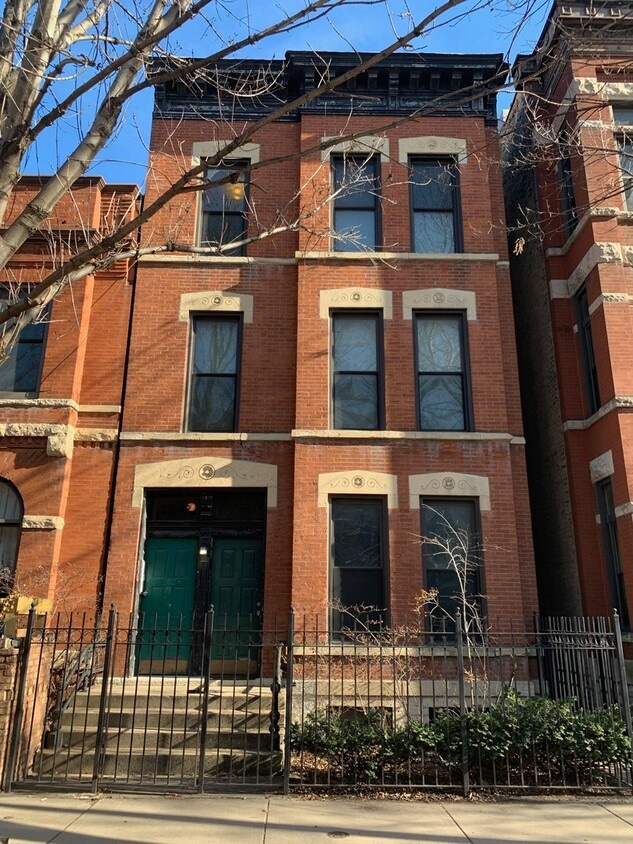 2237 N Halsted St, Chicago, IL 60614 House Rental in Chicago, IL