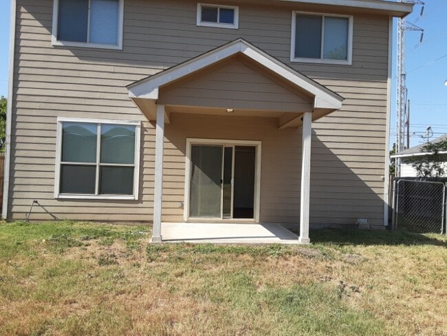 Photo - 106 Cornell Ave House