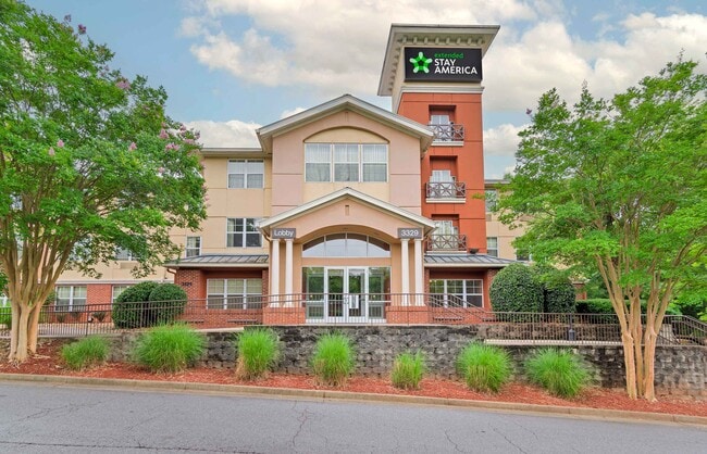 Building Photo - Furnished Studio-Atlanta - Alpharetta - No...