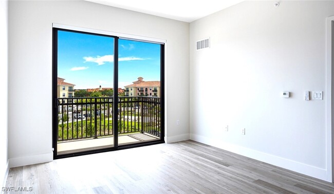 Building Photo - 22980 Vista Edera Cir