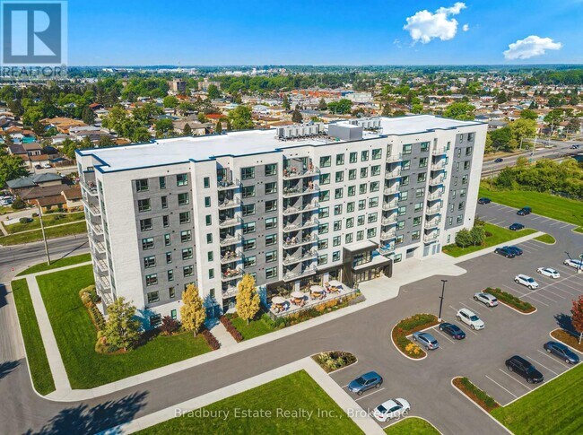 Photo du bâtiment - 155 Greenbrier Rd