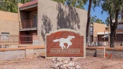 Building Photo - 2839 E Le Marche Ave