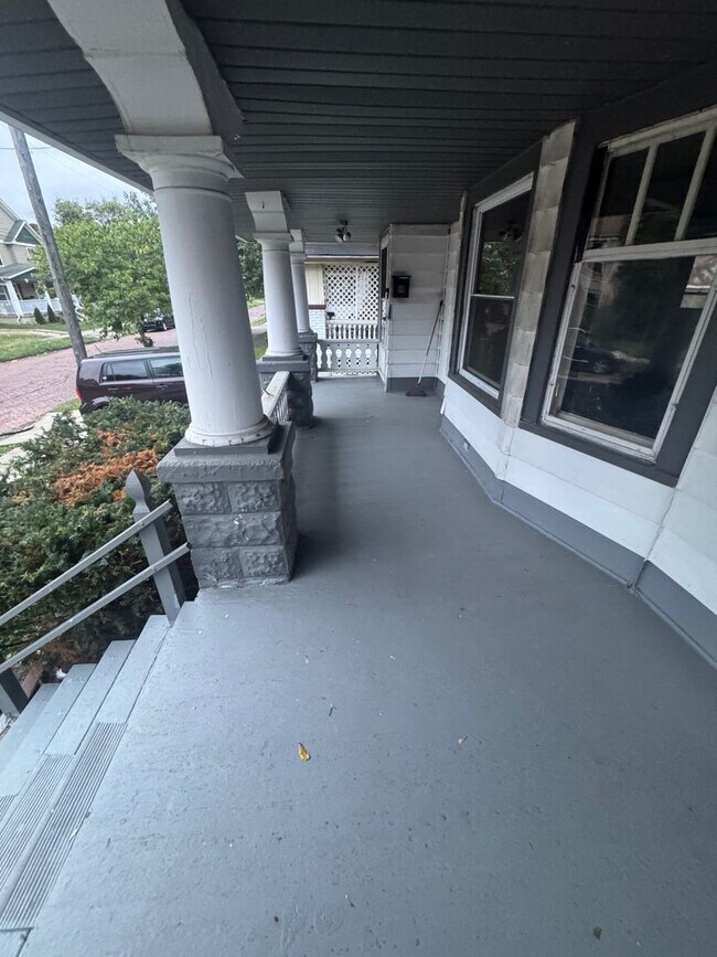 Foto del edificio - 7505 Halle Ave