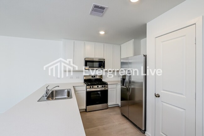 Foto del edificio - 10816 Bird Of Paradise Ln