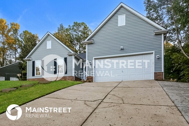 Building Photo - 3330 Crescent Knoll Dr