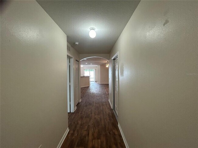 Building Photo - 1122 Shared Passion St