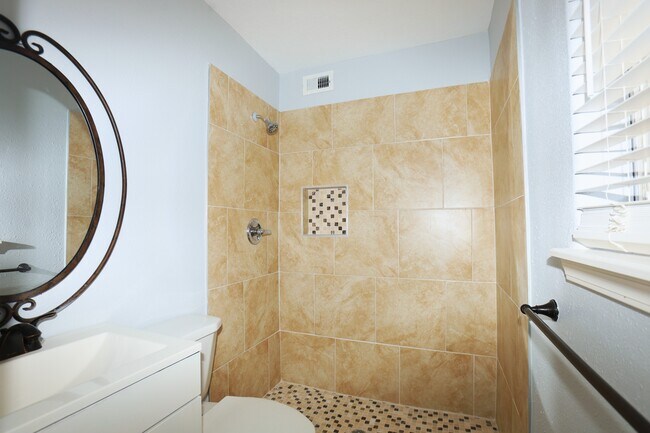 Foto del edificio - 24 Kingfish Ln