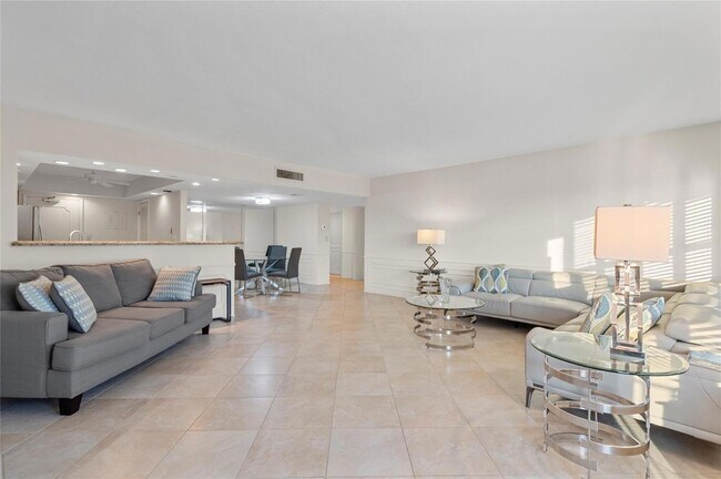 Foto del edificio - 3850 Galt Ocean Dr