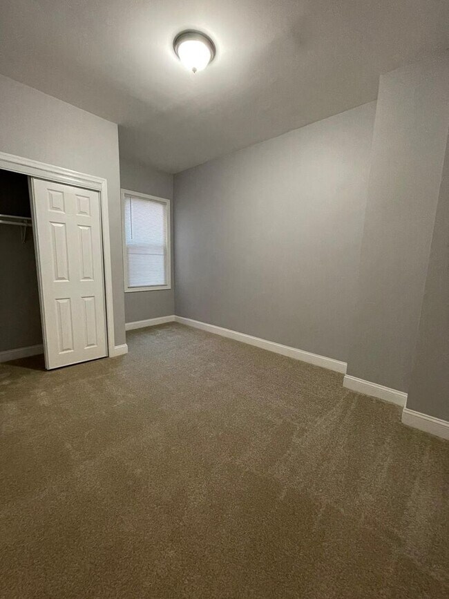 Building Photo - New Beautiful 3bed/1.5 bath in West Baltimore
