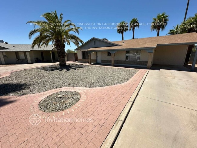 Building Photo - 5620 S La Rosa Dr
