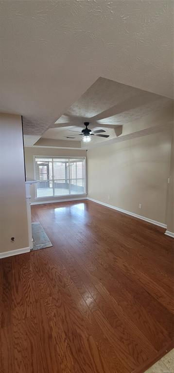 Foto del edificio - 4716 Harvest Way