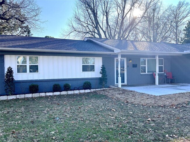 Building Photo - 2600 Butler Dr